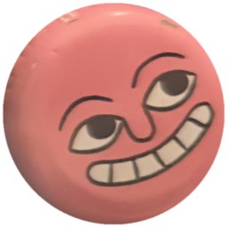 Visage souriant sur rose