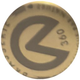 C stylisé 360 sur jaune