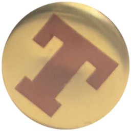Lettre T bordeaux sur doré