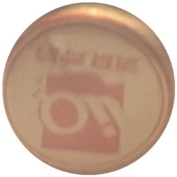 Logo rouge sur doré